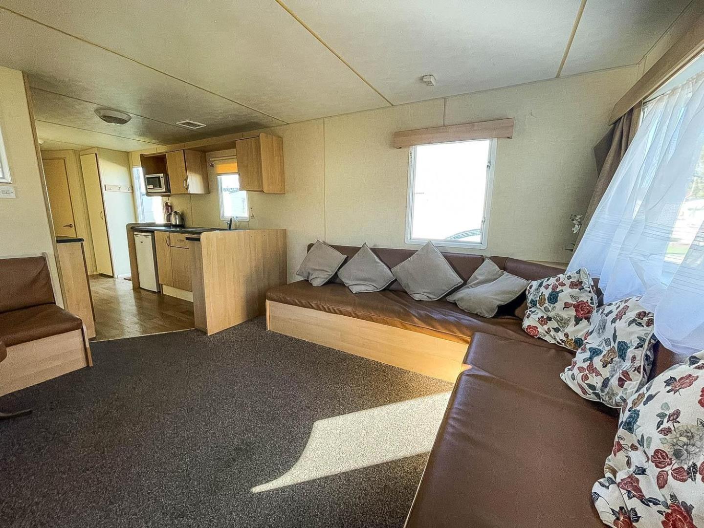 Lovely 8 Berth Caravan At St Osyth Beach Holiday Park Ref 28101G Clacton-on-Sea Εξωτερικό φωτογραφία